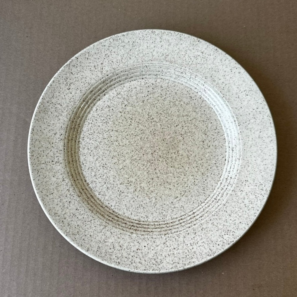 Vintage Homer Laughlin Speckled Dinner Plate 10.5" Cream Brown 1-83 USA Made